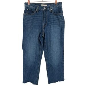Levi’s Women’s 94‎ Baggy Cropped Raw Hem Jeans Size 30